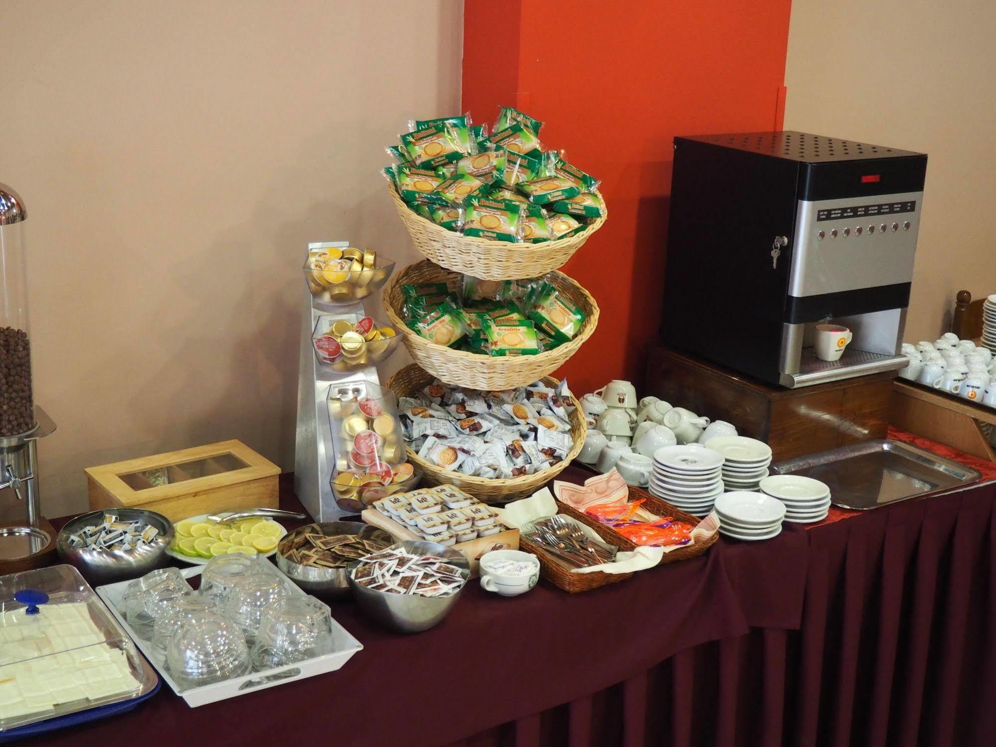 维尔吉利奥酒店 特罗佩阿 外观 照片